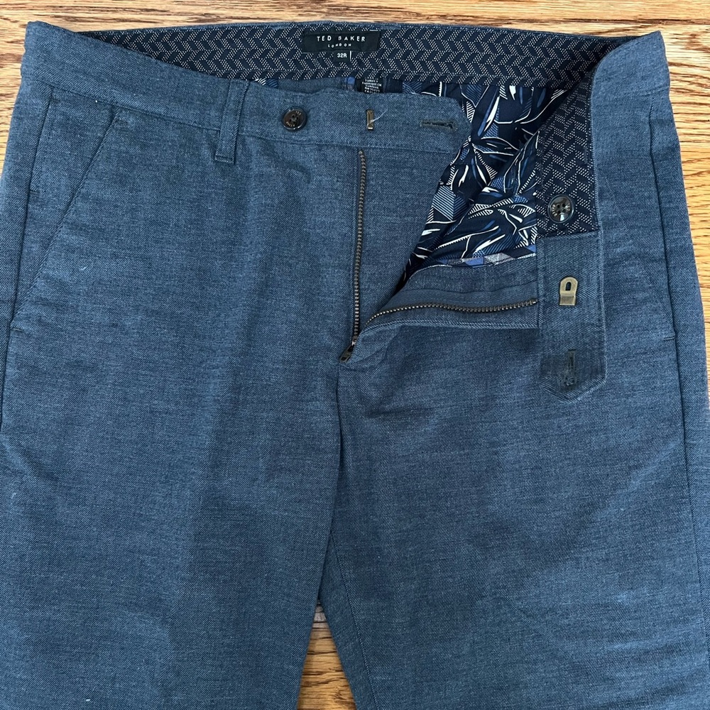 Ted Baker Rivmay Slim Fit Textured Dress Pants 32R Gary/Blue. Used a few times